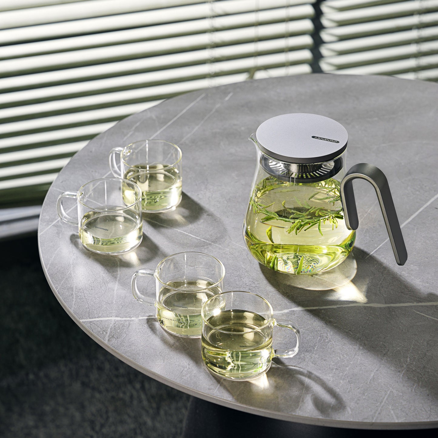 קומקום זכוכית עם מכסה פילטר 800 מ"ל