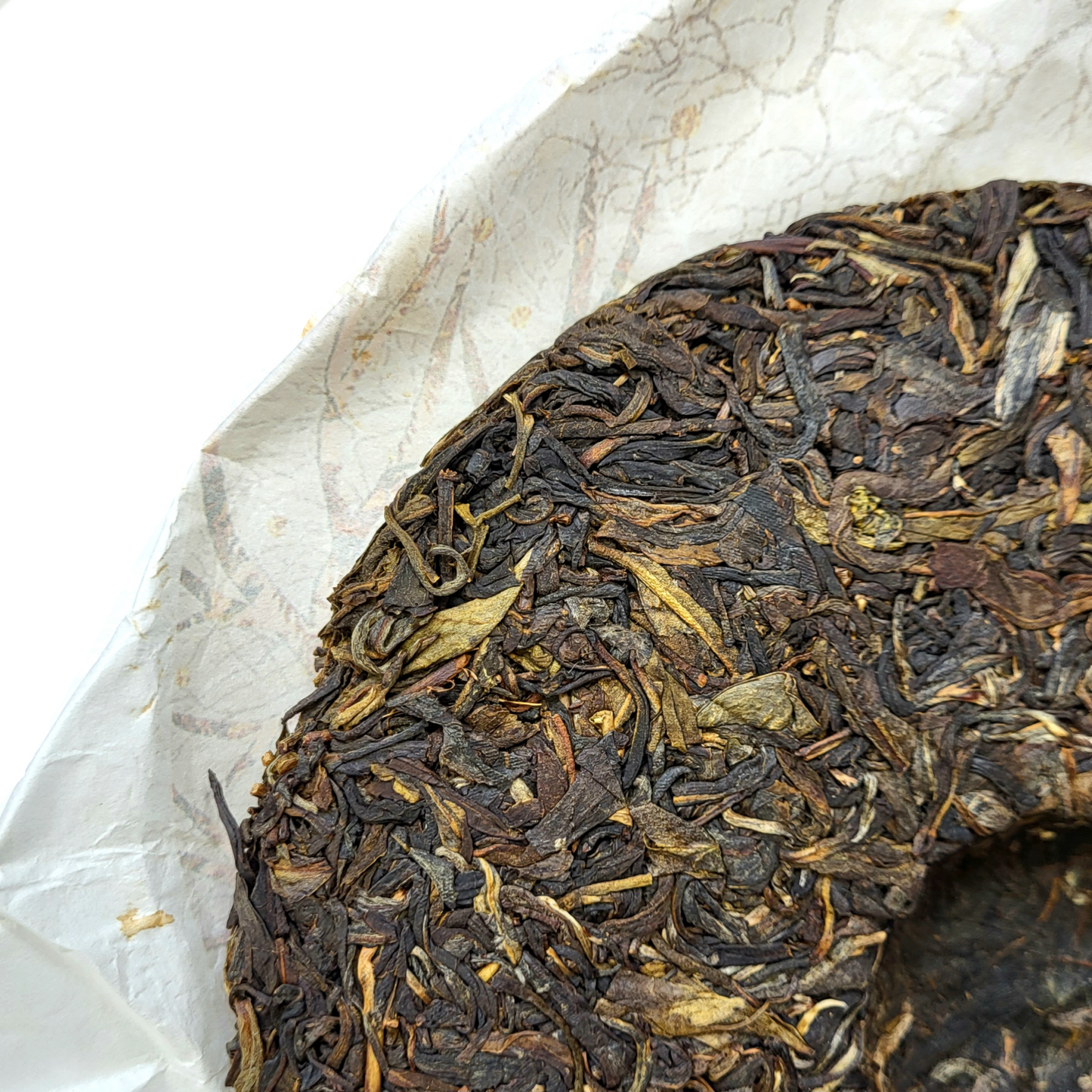 Шен пуэр "Императорский чай брэнда Пань Лун" 2012 (в разлом)